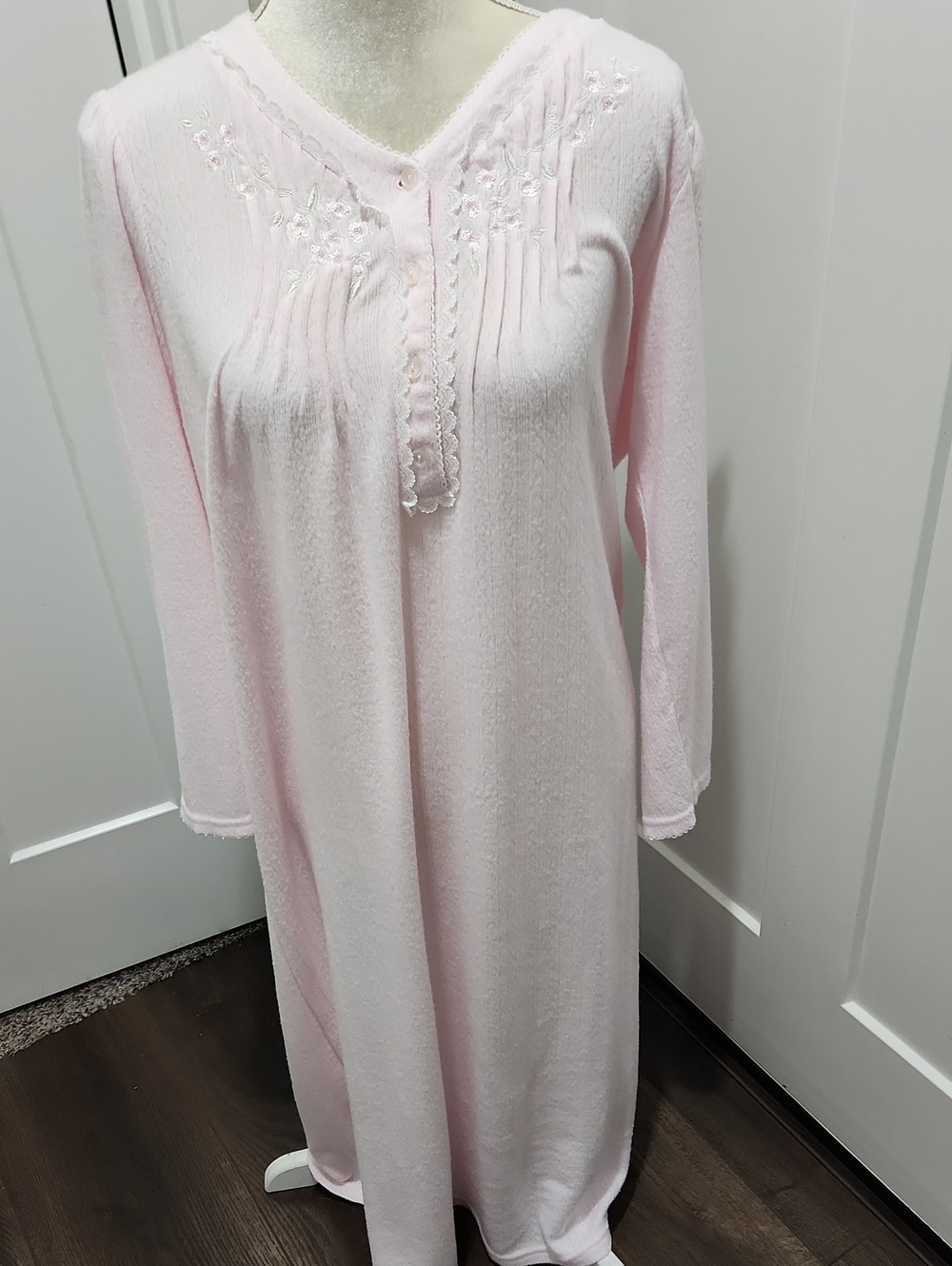 Miss Elaine Delicate Pink Long-Sleeve Nightgown - Classic Comfort